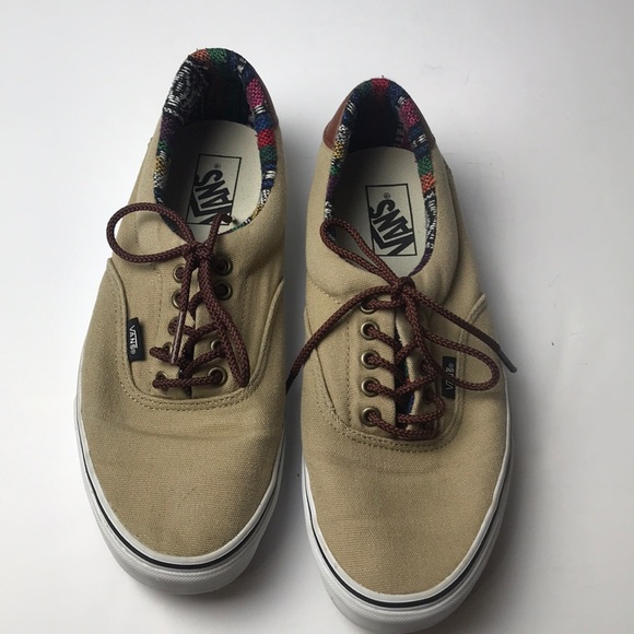 vans lace up mens